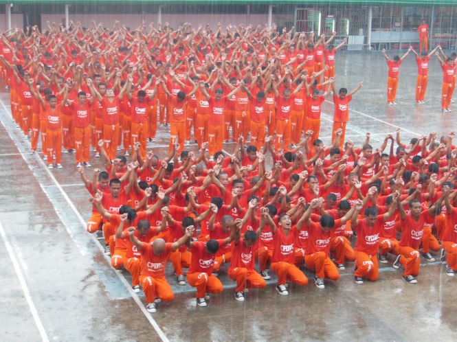 刑務所ダンス Cpdrc フィリピン留学 セブ島留学ならqqenglish 英語の上達最優先