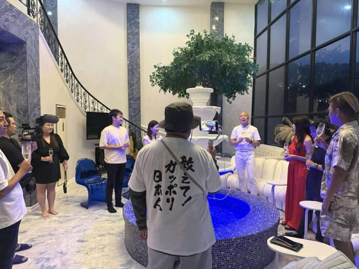 20251106 144714| 11月9日(日)テレビ東京系 日曜プラチナアワー「世界の日本人街で大捜索!なんでそんなに儲かるの?教えて!ガッポリ日本人」に出演します