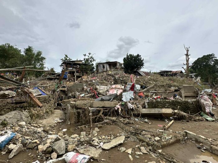 20251109 075000｜ 立ち止まらないセブ—台風25号と地震を乗り越え、支え合う力