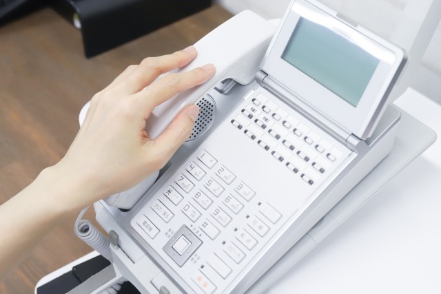 image 18｜ 英語の電話対応に困らない！ビジネスで使えるフレーズ・例文集